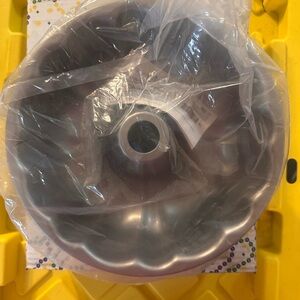 Silver Bundt Cake Pan